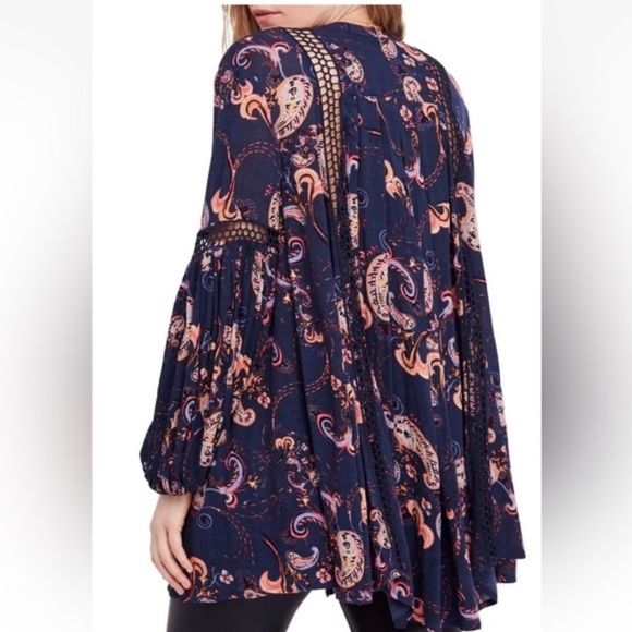 Rare Free People Just The Two of Us Tunic Blue Paisley Crotchet Mini - Picture 3 of 16
